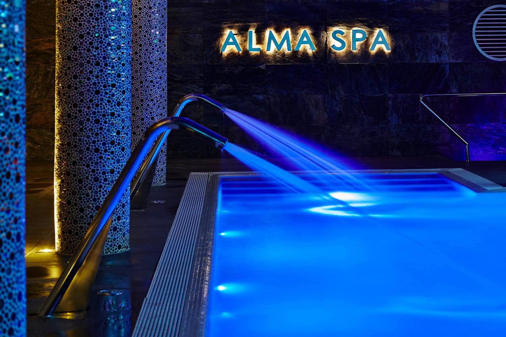 Alcazar Hotel&SPA Monte Gordo Exterior foto